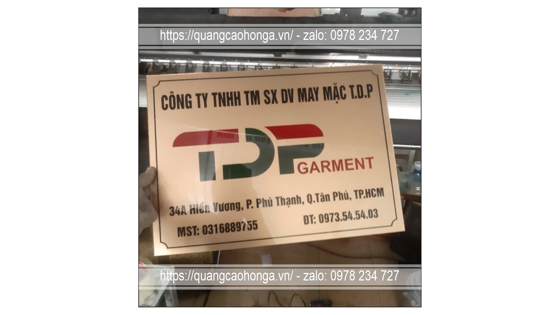 Bảng hiệu mica công ty